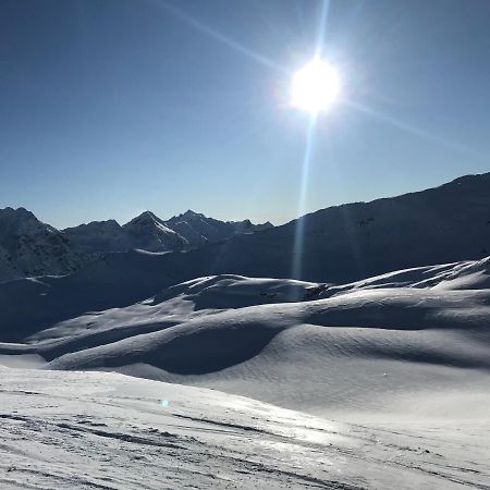 Appartamento A 200 Metri Dalle Piste Da Sci Santa Caterina Valfurva Exterior photo