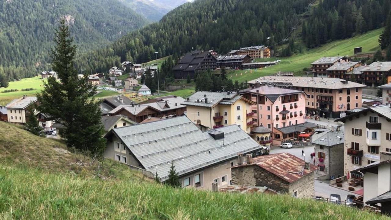 Appartamento A 200 Metri Dalle Piste Da Sci Santa Caterina Valfurva Exterior photo