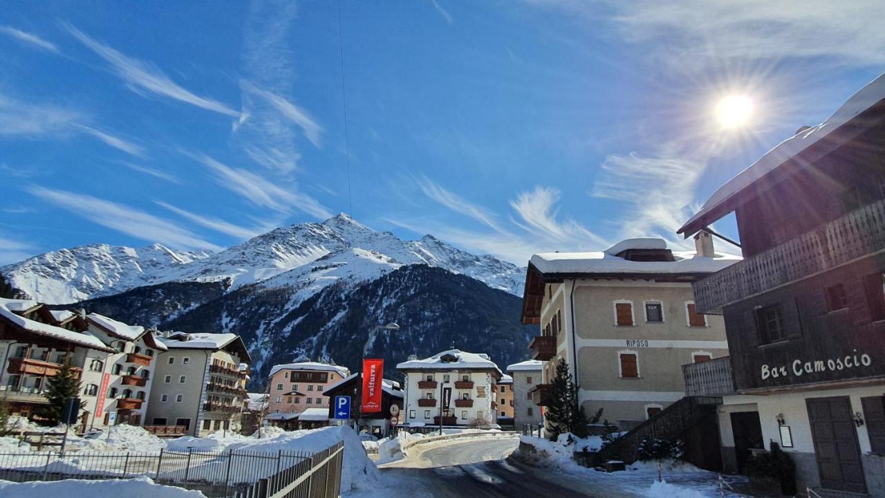 Appartamento A 200 Metri Dalle Piste Da Sci Santa Caterina Valfurva Exterior photo